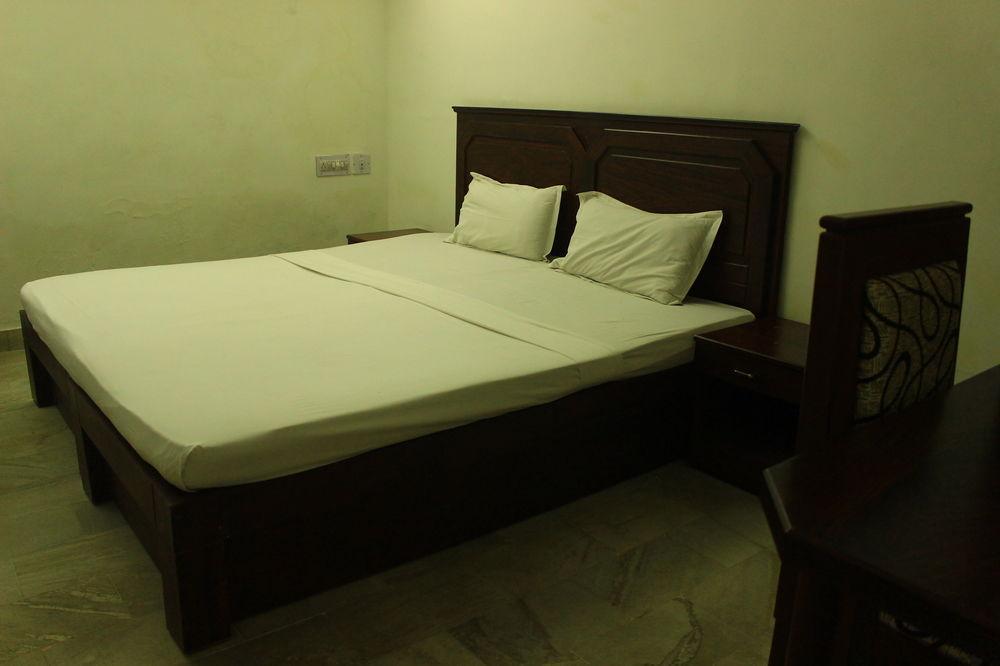 Hotel Park Avenue Kochi Extérieur photo