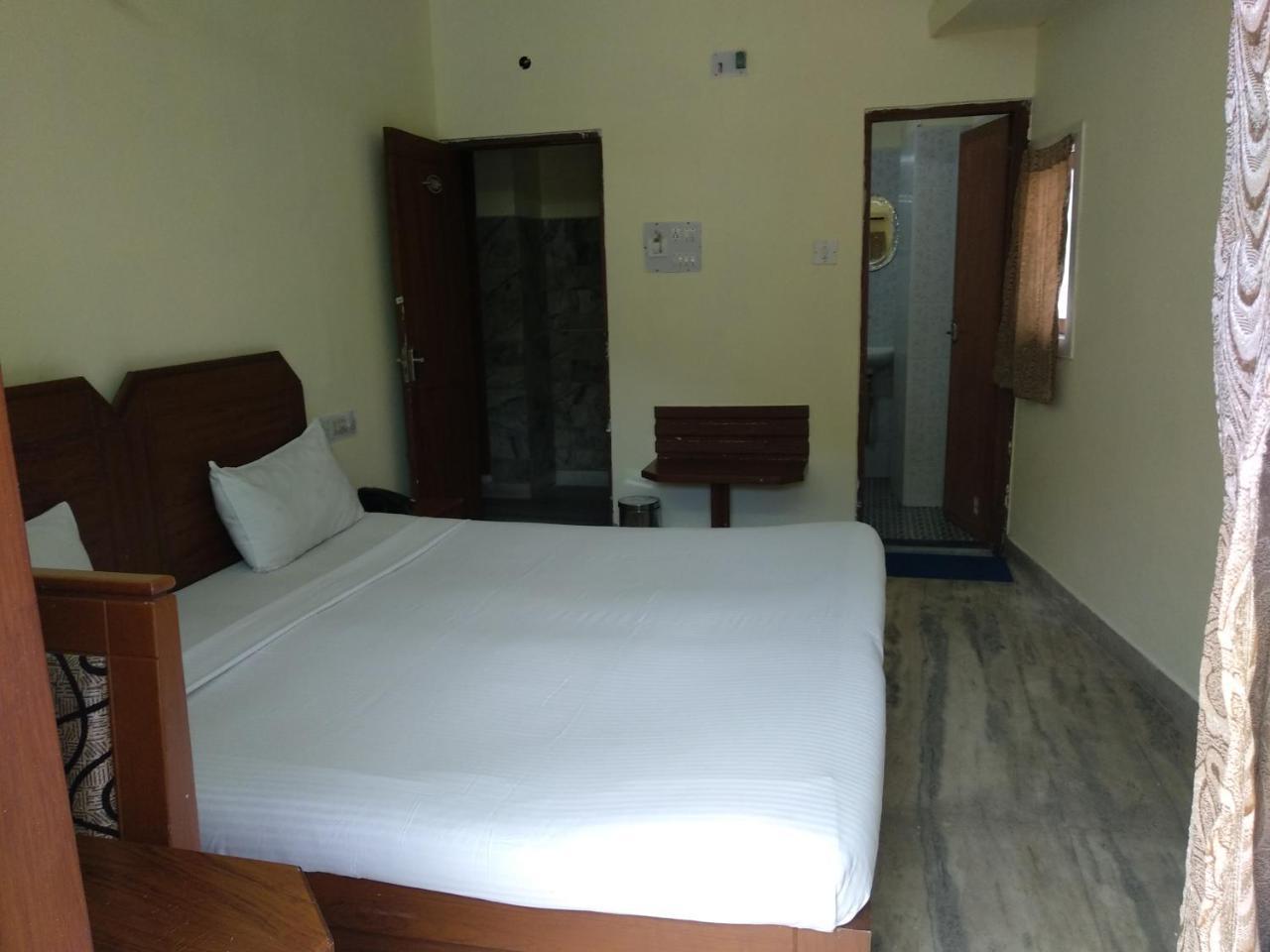 Hotel Park Avenue Kochi Extérieur photo